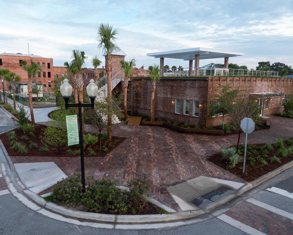 Crystal Cove Riverfront Resort Palatka Exterior photo